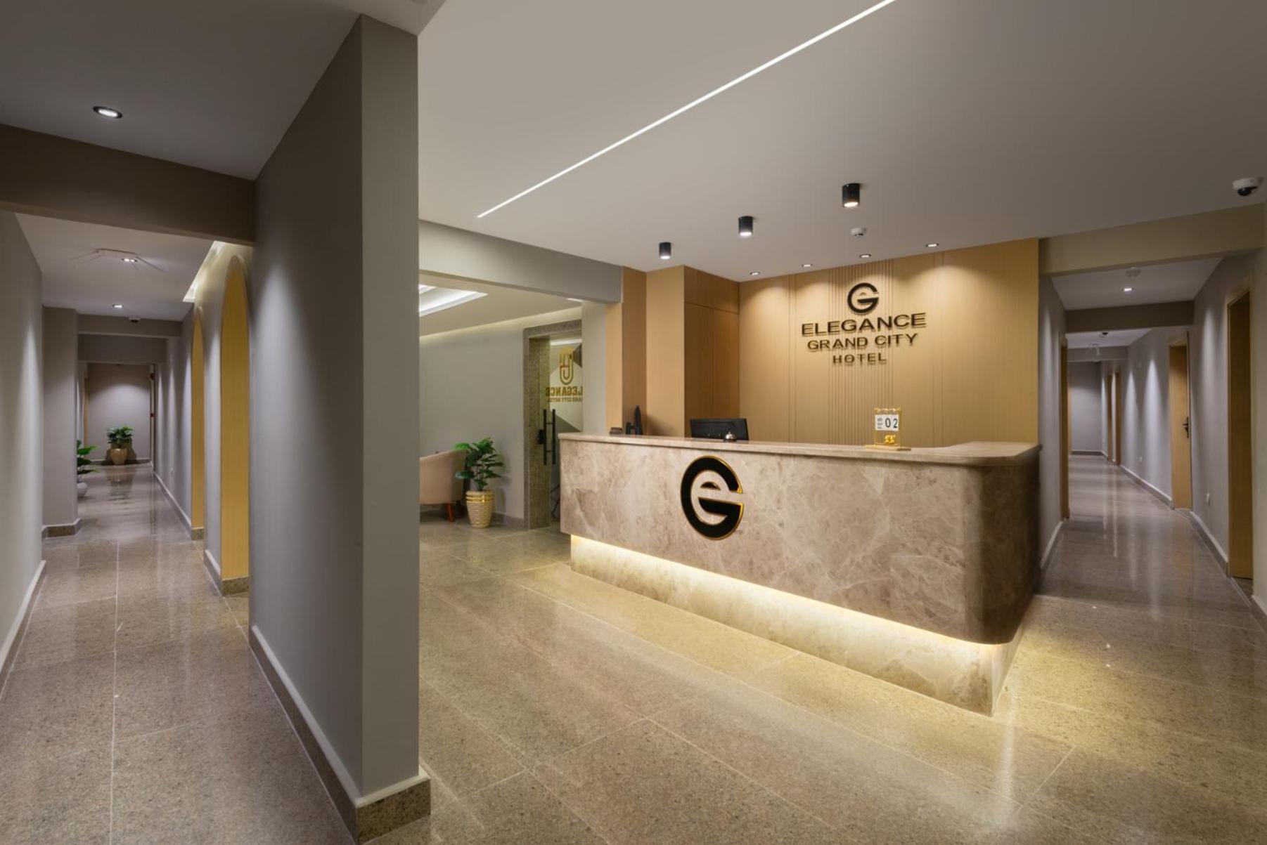 Elegance Grand City Hotel カイロ エクステリア 写真